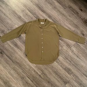 Everlane silk button down